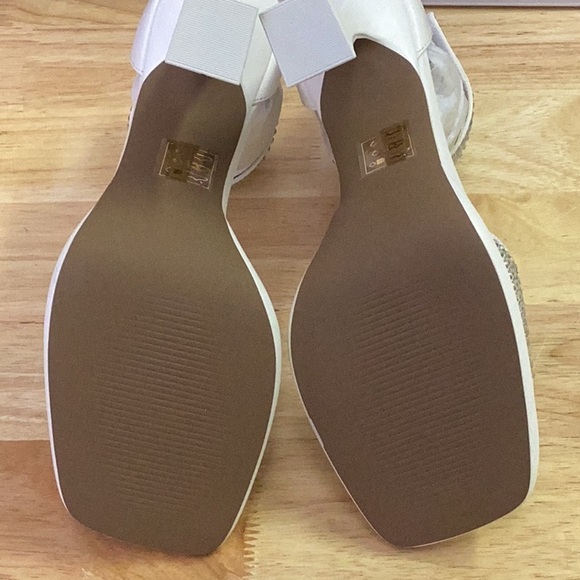 Call It Spring - Women's Lorii Heeled Sandal - White - size 10 - new - Picture 9 of 10